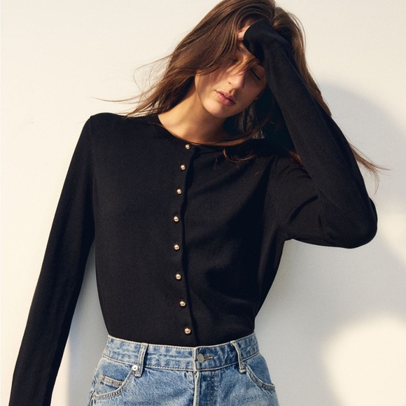 H&M KNIT CARDIGAN - Picture 2 of 8